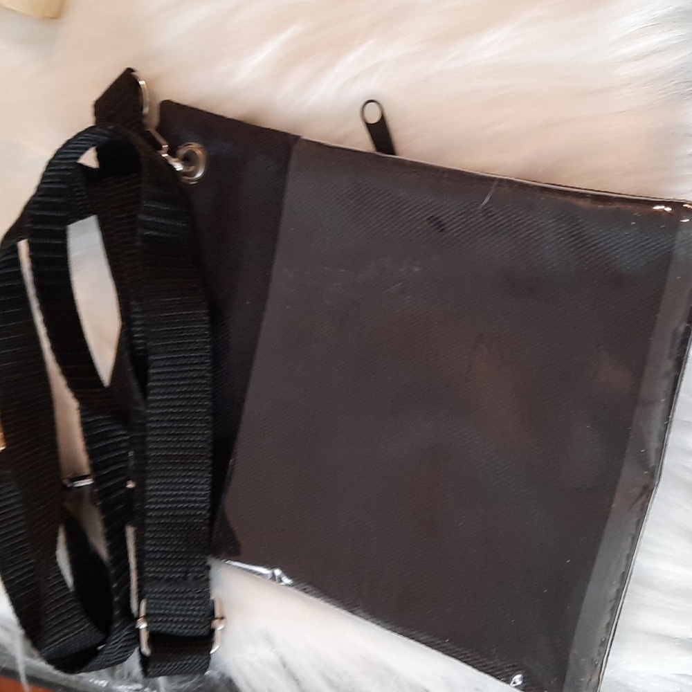 Disney Mickey mouse golden outline crossbody bag - Picture 3 of 5